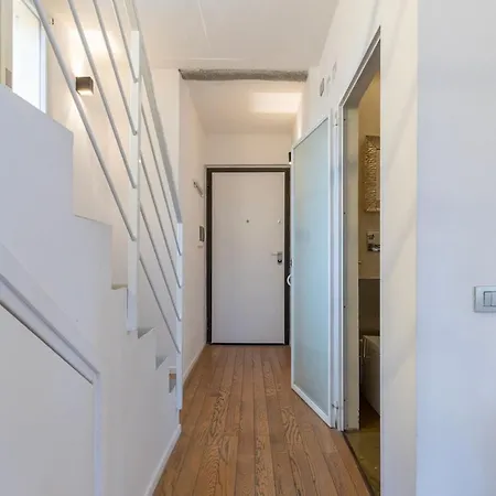 Loft 2 Steps By Duomo Cathedral דירה פירנצה