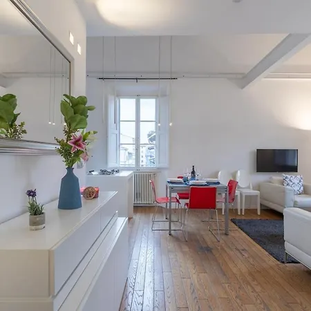 Loft 2 Steps By Duomo Cathedral Apartman
