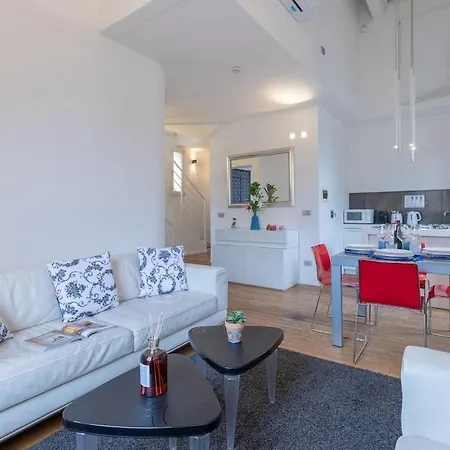 Loft 2 Steps By Duomo Cathedral * Firenze